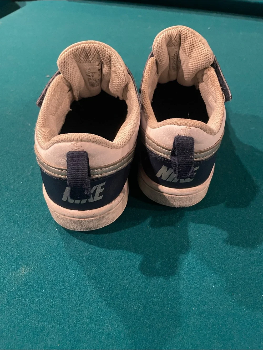 Nike Kids Navy, White and Silver Low-Top Sneakers